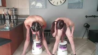 2 নগ্ন, ছোট মাই, চর্মসার, অপেশাদার উভয় করছেন, পরিণত, বেঁটে fuck চ্যালেঞ্জ একসঙ্গে | নকল বাঁড়ার অশ্বারোহণ