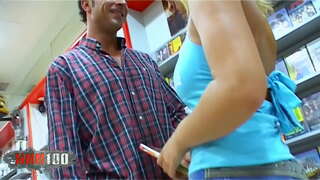 Jove Rossa espanyola nena Sonia Manrique amb grans pits naturals fotut dur al cul al vídeo club Jove Rossa espanyola nena Sonia Manrique amb grans pits naturals fotut dur al cul al vídeo club