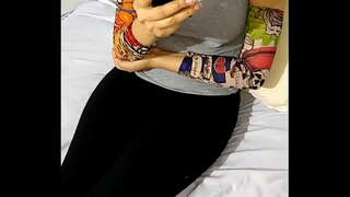 Sambutan krismas. Kakak fucked hardcore memberikan yang terbaik hisap untuk dia